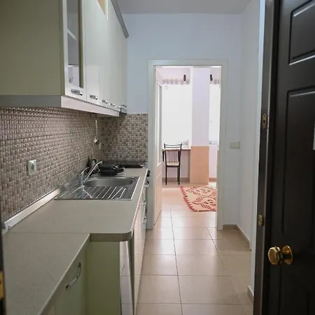Lakeside Serenity - Desaret Apartment *